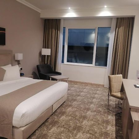 Gloria Hotel & Suites Doha Bagian luar foto