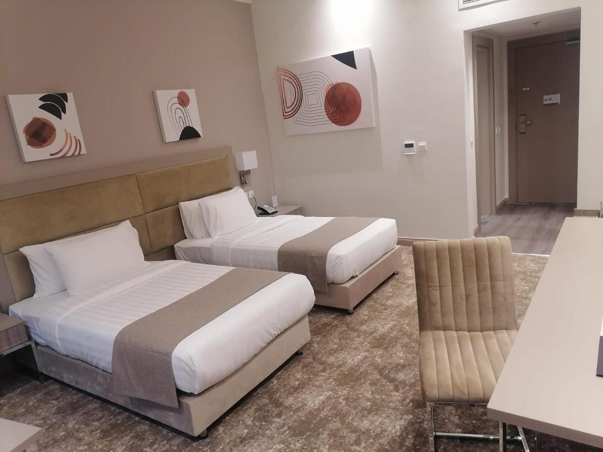 Gloria Hotel & Suites Doha Bagian luar foto